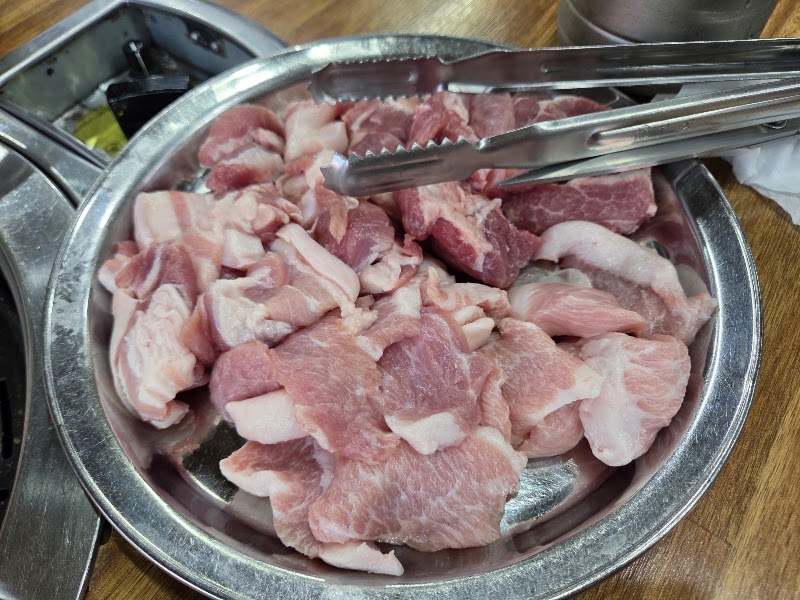 양지식당
