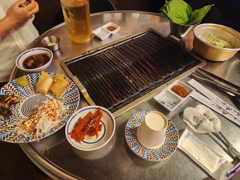 촌놈들연탄구이 본점