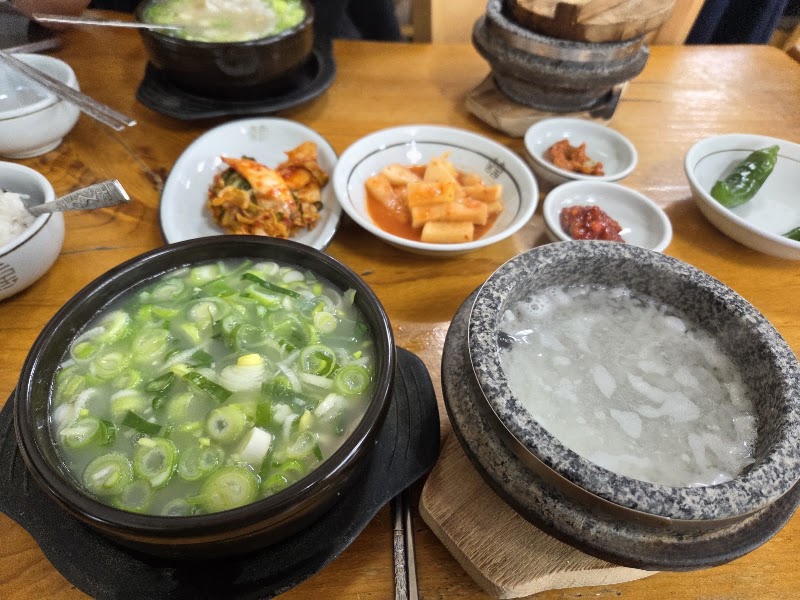 이석근돌솥설렁탕
