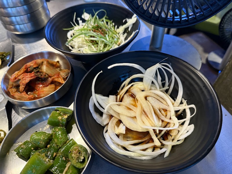 돈멜 본점