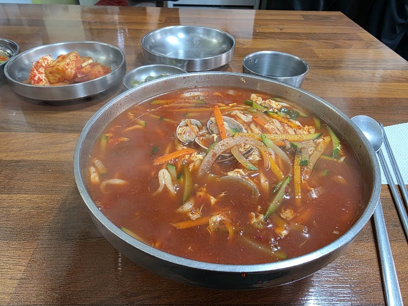 모산수제비