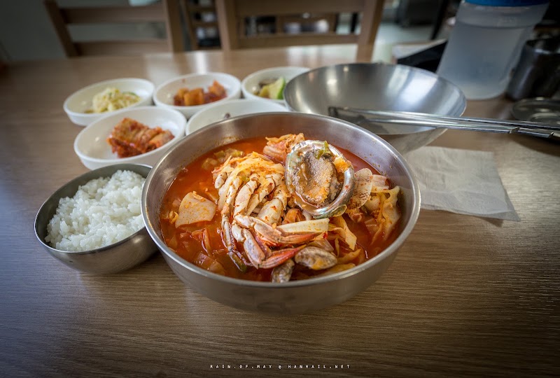 변산물회해물국밥