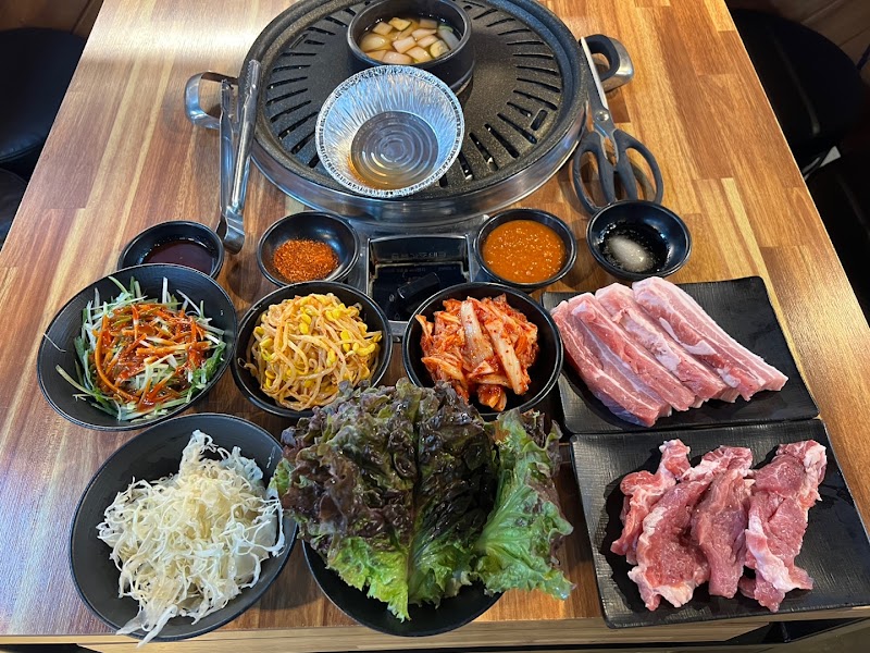 엉터리생고기 두번째이야기 무한삼겹 명동점