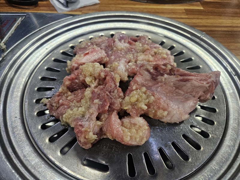 두꺼비숯불생갈비