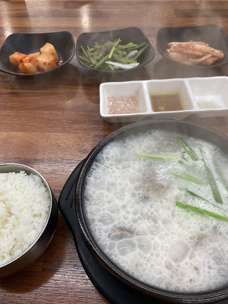정돈 도마수육 순대국 본점