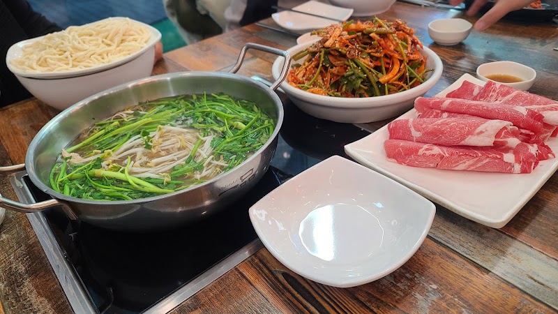 마담 샤브칼국수막국수