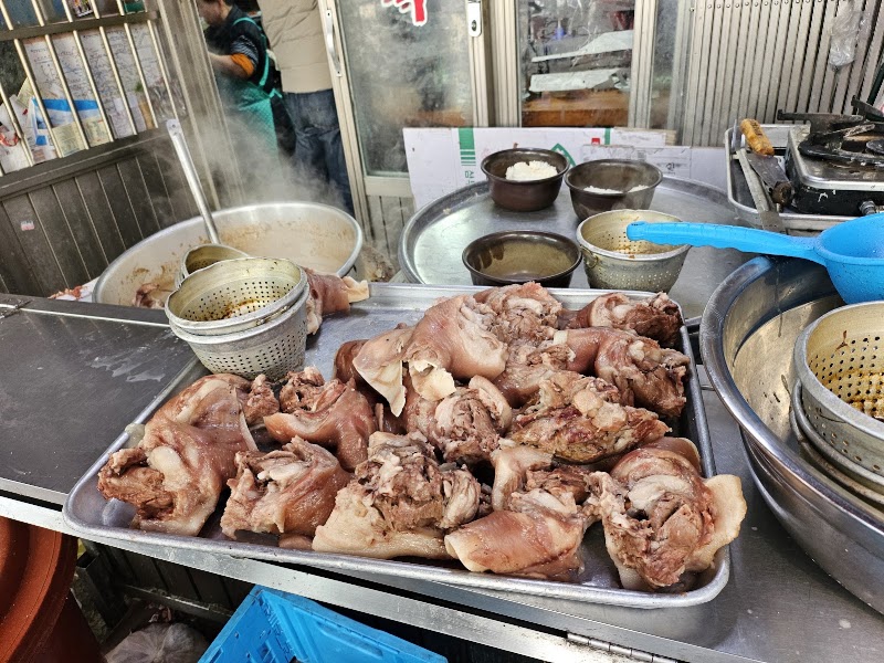 할머니순대국