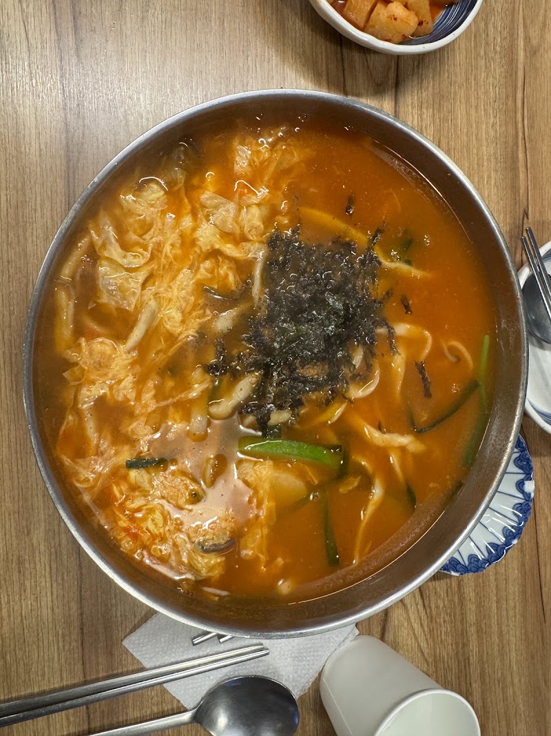 동일장칼국수
