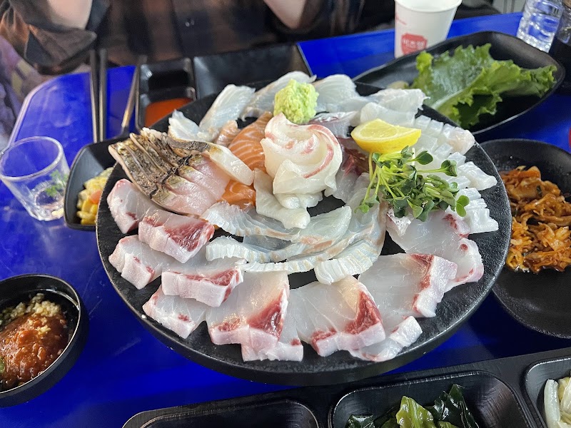우주횟집 본점