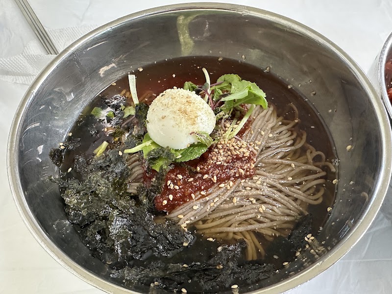 술샘막국수