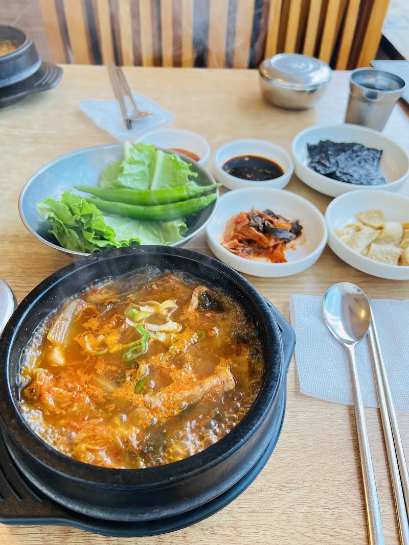 장꼬방묵은김치찌개전문