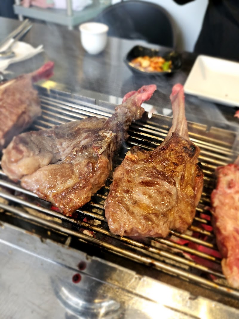 하리네양꼬치
