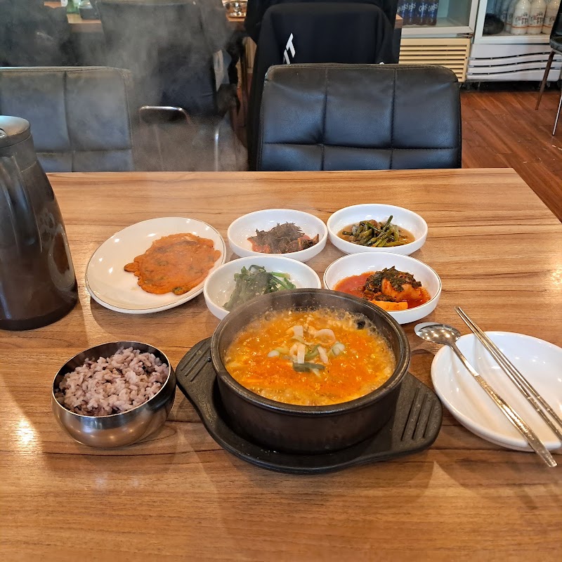 강원도손두부칡냉면