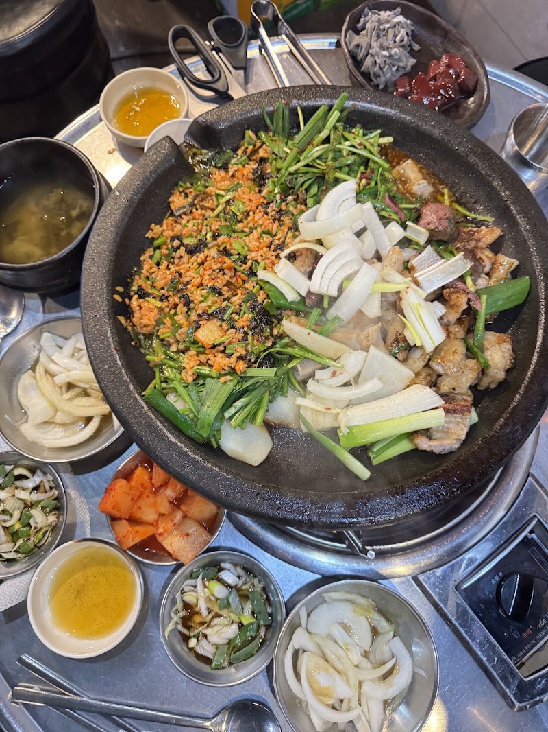 서촌뜰애우곱창타운