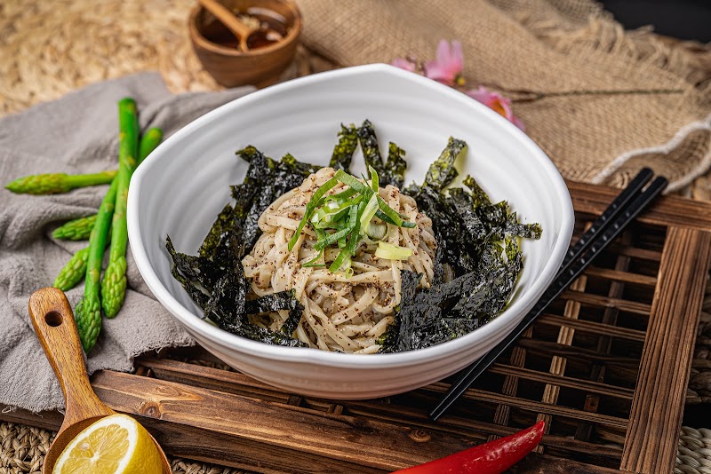 석촌칼국수보리밥 본점