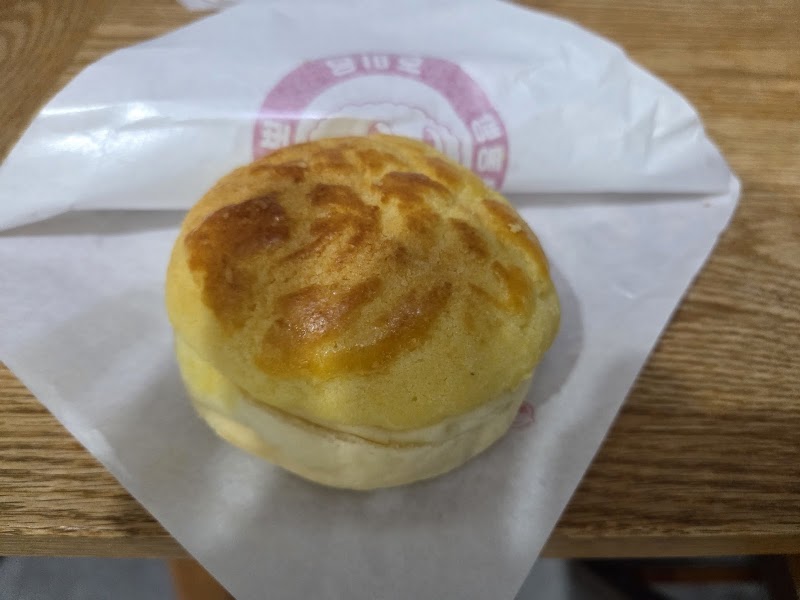 홍콩빵태국커피