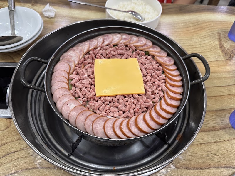 이나경송탄부대찌개