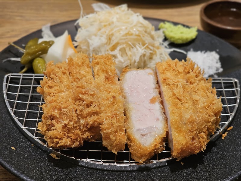 일월카츠 안국점