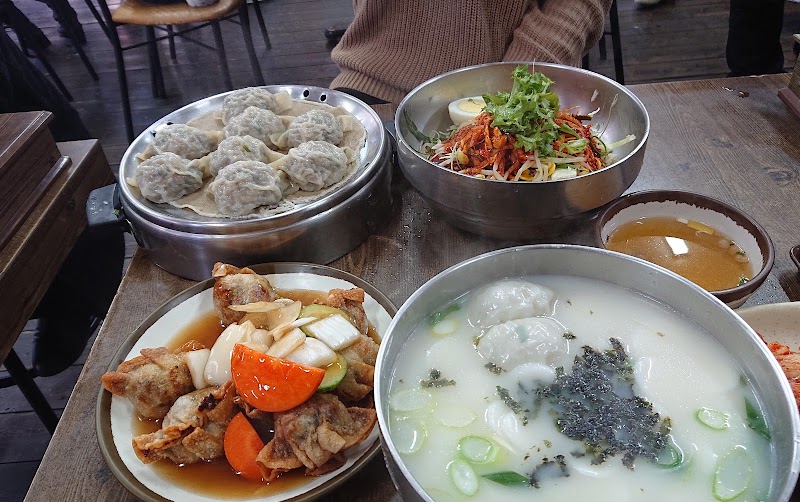 광명만두