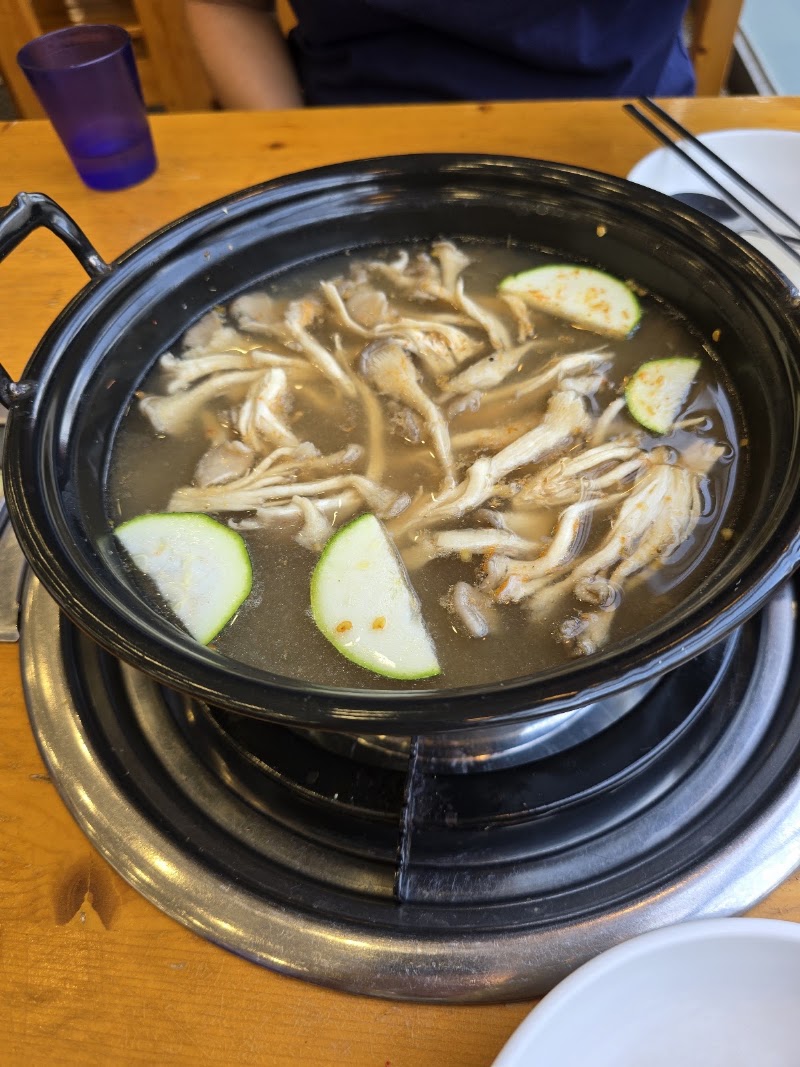 권오길손국수 청라점