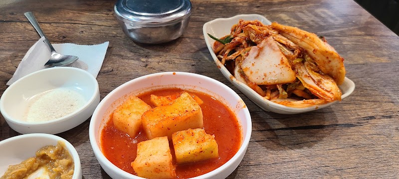 탑골순대국 본관