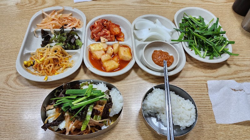 부산돼지국밥 신월점