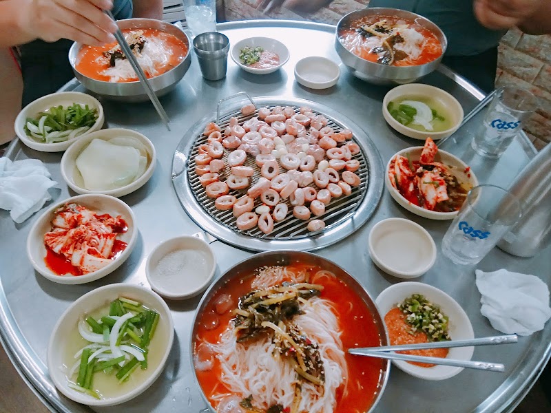 국수랑막창이랑