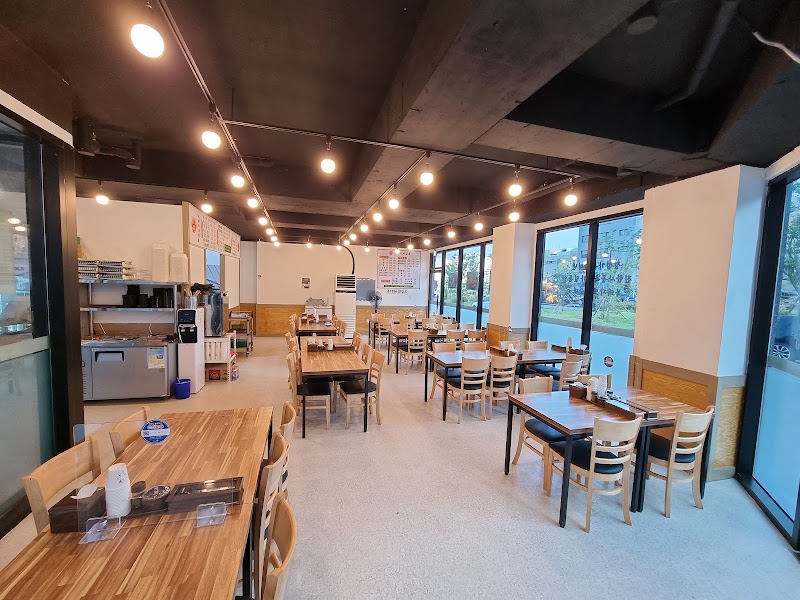 복돼지토종순대국