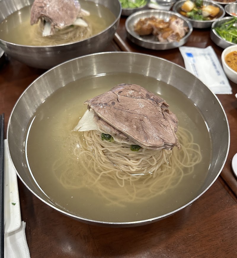 윤밀원