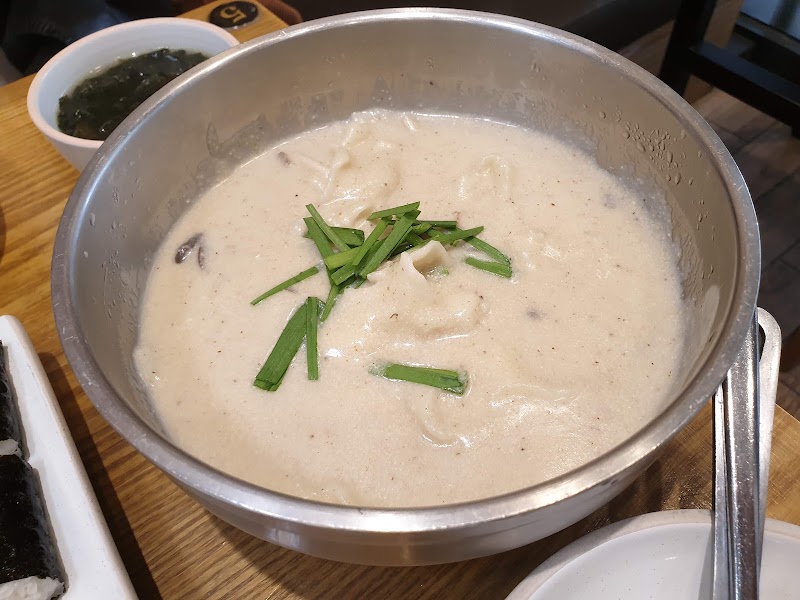 미가 들깨수제비 충무김밥 본점