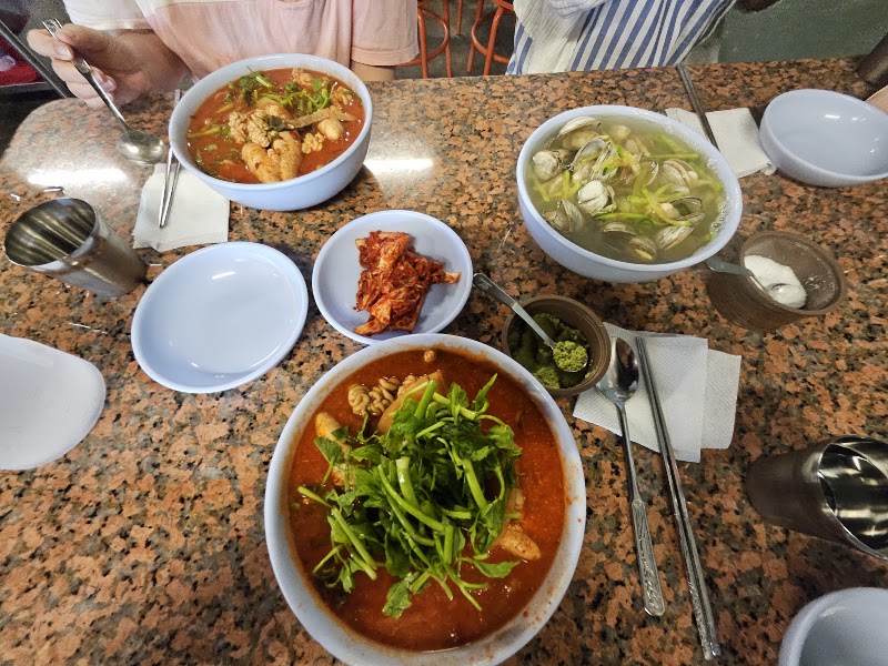 하니칼국수