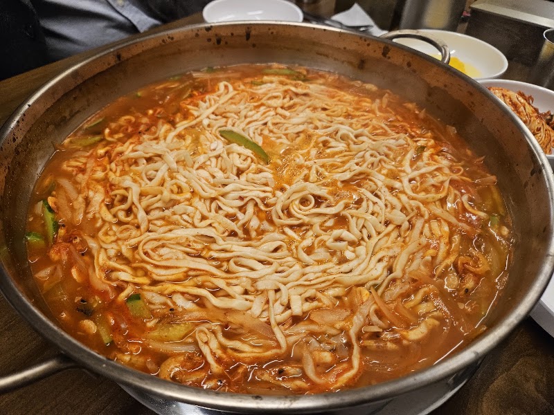 안정은얼큰이민물새우칼국수