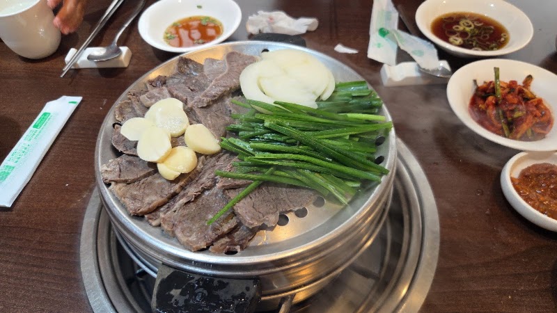 곰국시집 명동점