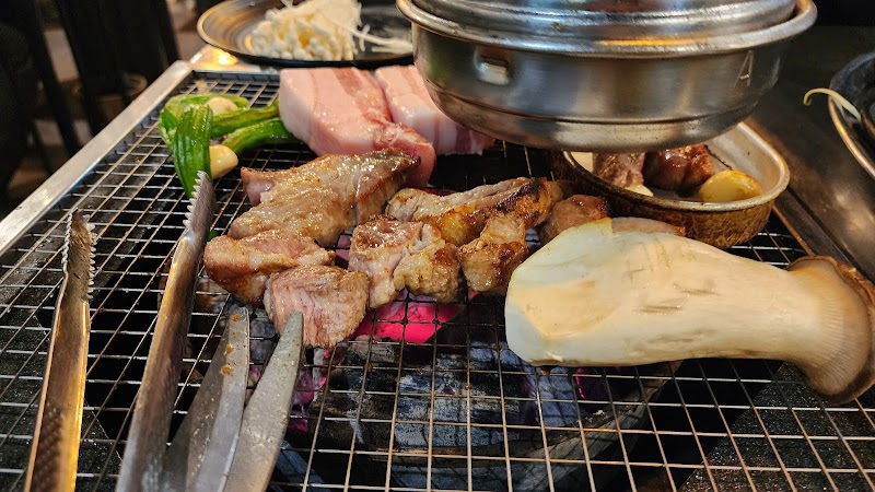 류돈