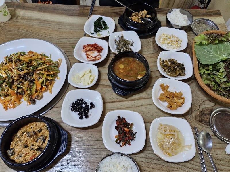 천수만 우렁쌈밥(궁리점)