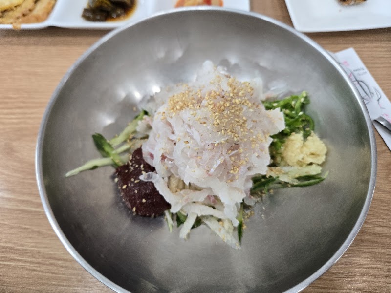 푸른바다물회