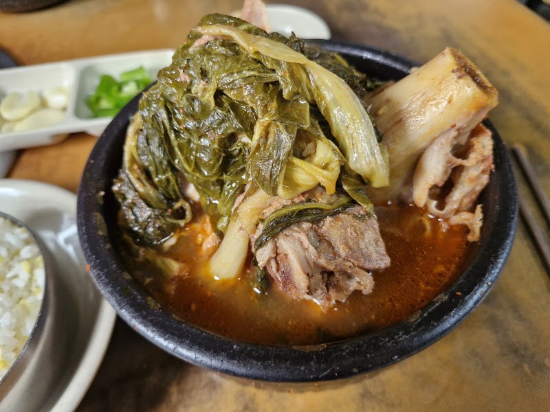 전주뼈다귀해장국