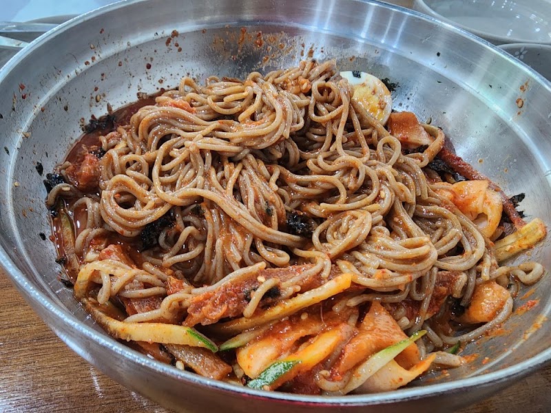성북동 명문막국수