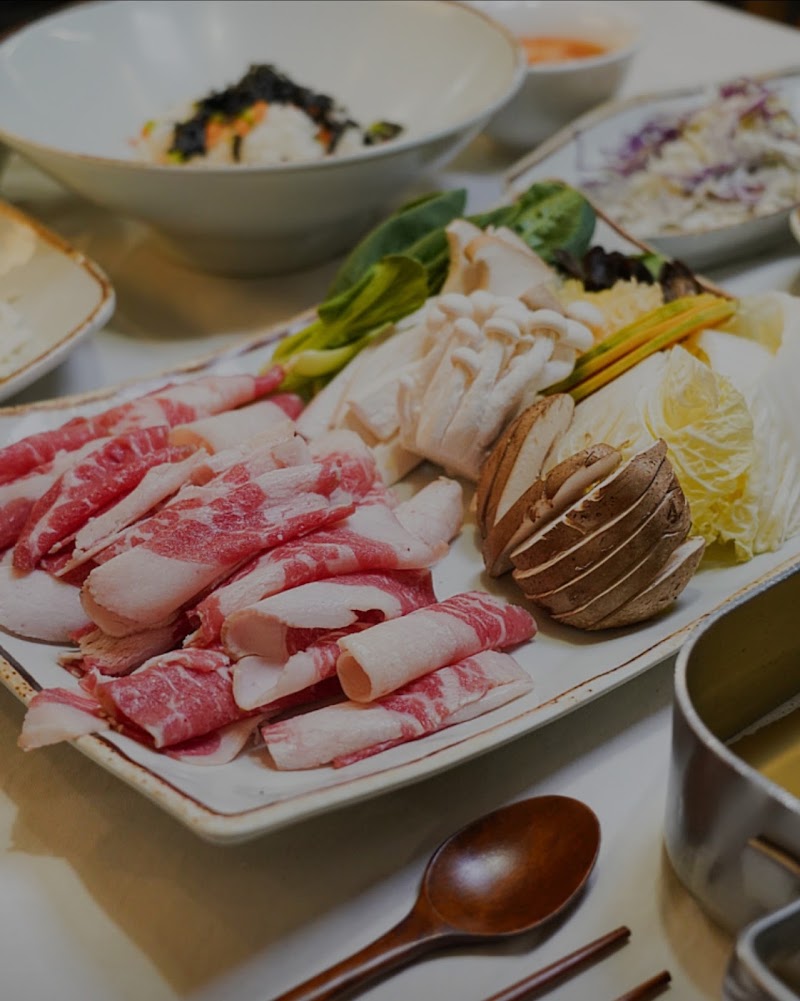 성북동편백찜 한성대입구역점